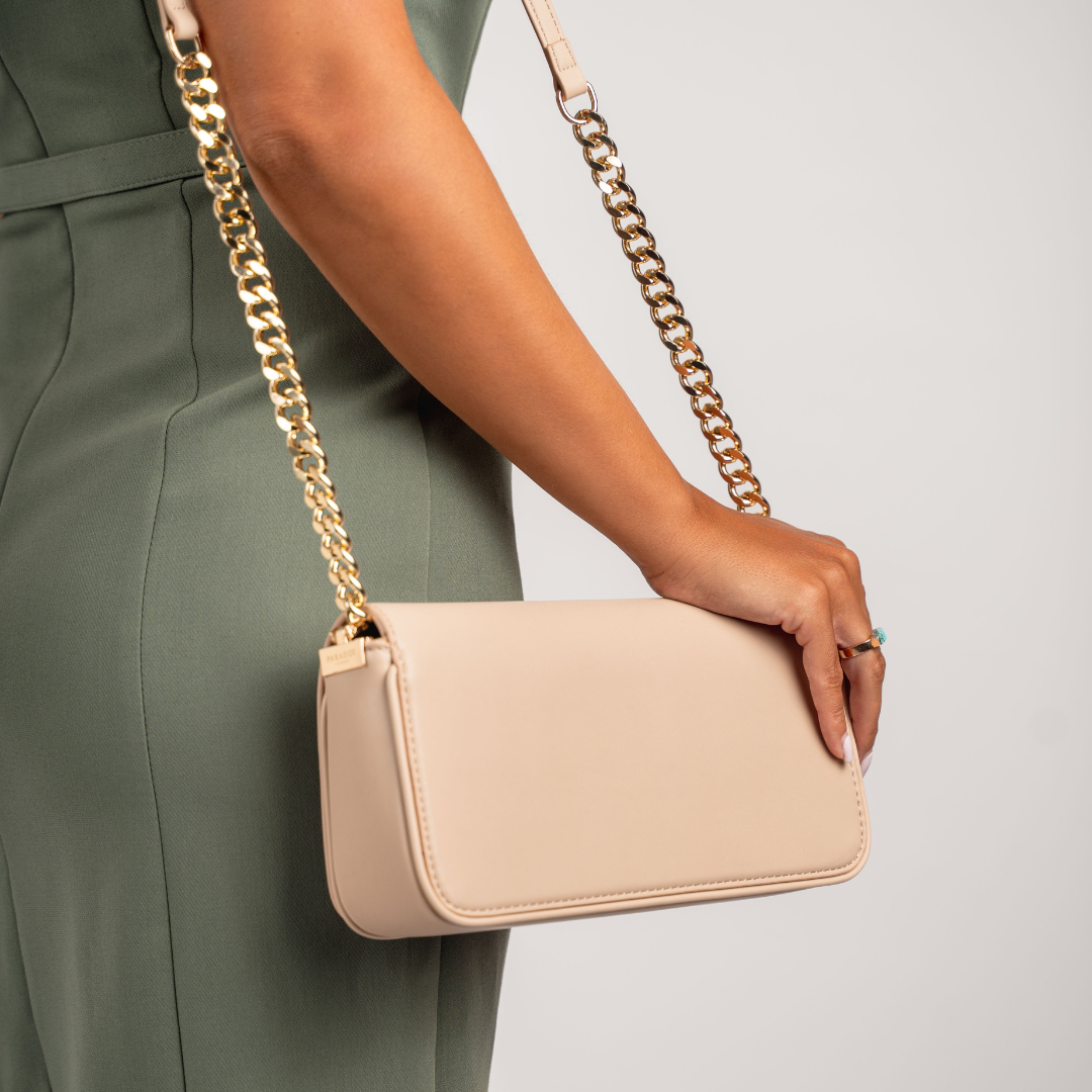 Nude Handbag selling